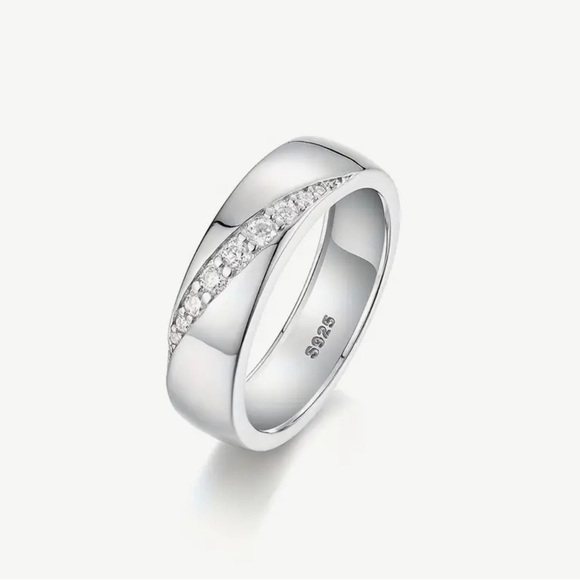 Elegant 925 Sterling Silver Eternity Wedding Band Ring With CZ Gift Approx 6 mm - Picture 5 of 6